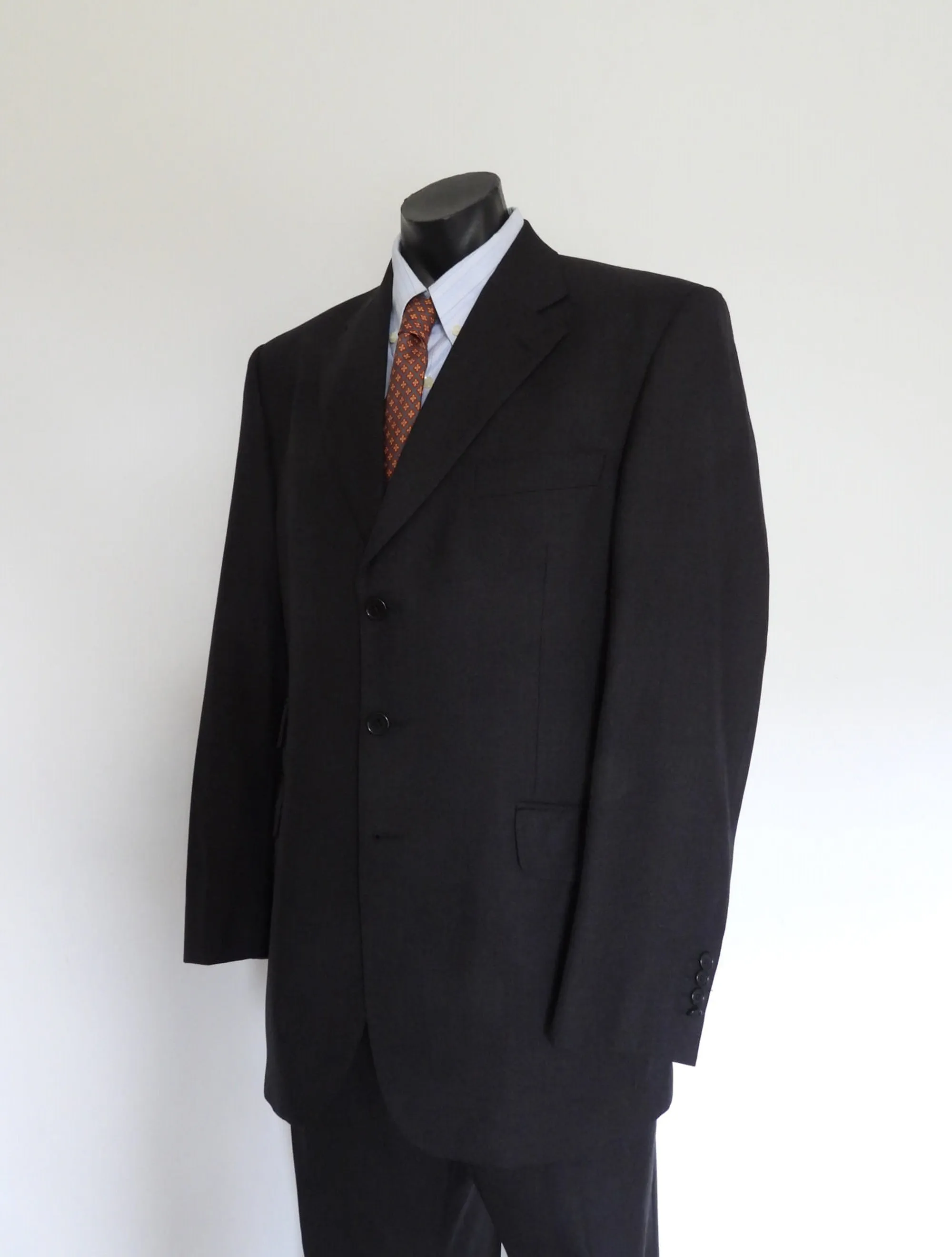 Charcoal Grey Wool Suit by Aquascutum - Size 42R