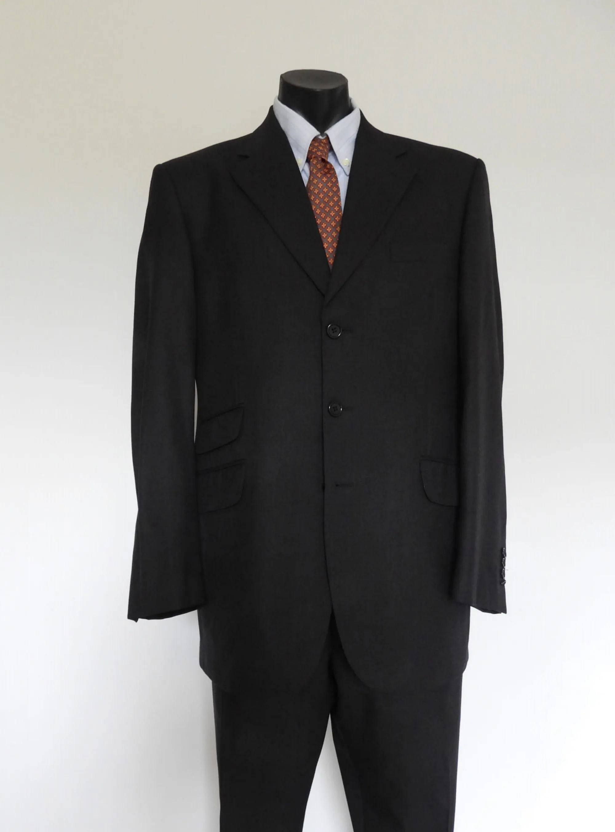 Charcoal Grey Wool Suit by Aquascutum - Size 42R