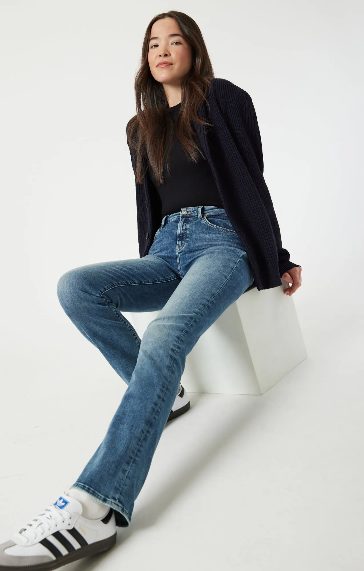 KENDRA STRAIGHT LEG IN LIGHT USED FLEX BLUE