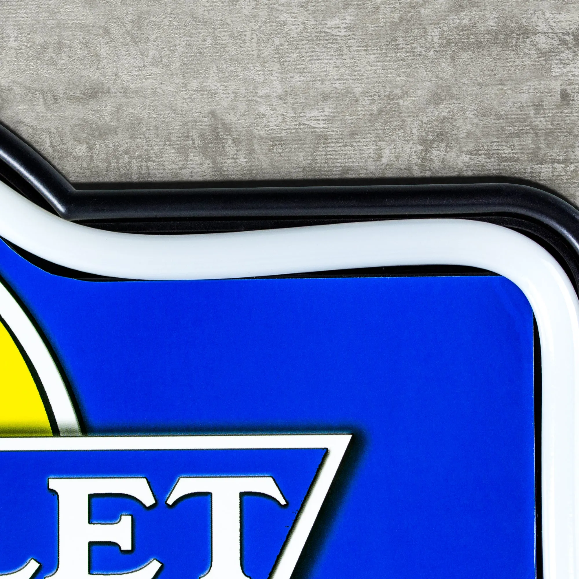 Officially Licensed Chevrolet LED Neon Light Sign Wall Decor (9.5” x 17.25”)